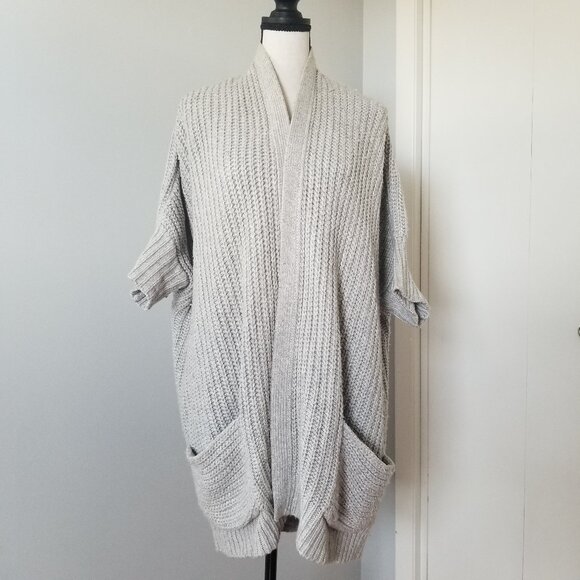 Left on Houston gray knit cocoon cardigan M - Picture 1 of 3